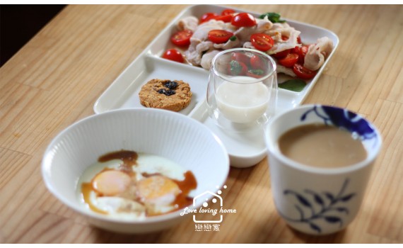 小番茄豬肉溫沙拉+新加坡早餐蛋 /211餐盤+168輕斷食
