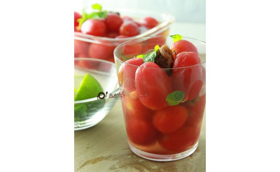 影音食譜：讓媽媽也能放下戒心的開胃小零食：梅漬番茄