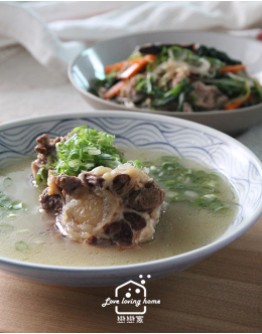 韓式料理1：牛尾湯泡飯/現醃章魚水果泡菜/韓式雜菜(同場加碼變化韓式紫菜飯卷)